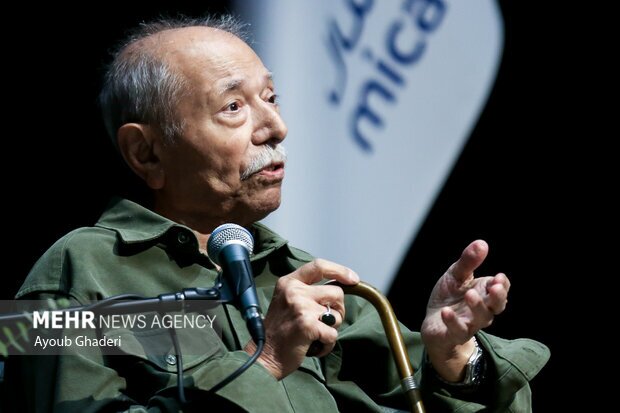 واکنش علی نصیریان به پوستر جشنواره فیلم فجر