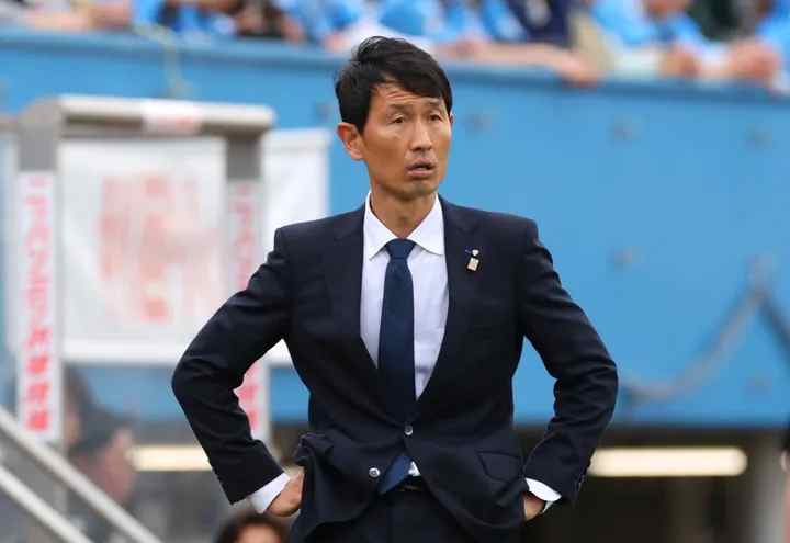 اخراج سرمربی شهاب زاهدی در ژاپن به دلیل بیانضباطی! اخراج سرمربی شهاب زاهدی در ژاپن به دلیل بیانضباطی!