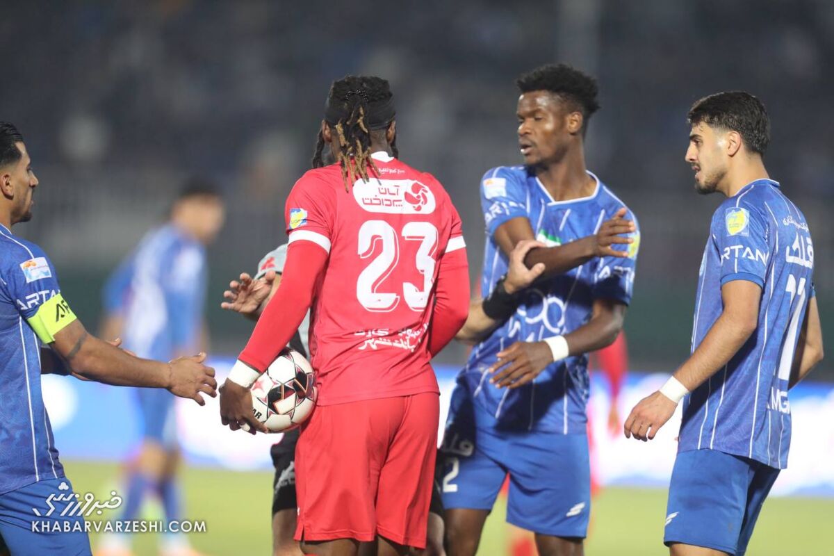 چراغ سبز بازیکن کلیدی ساپینتو به اوسمار/ ایجنت ستاره استقلال به پرسپولیس پیام داد