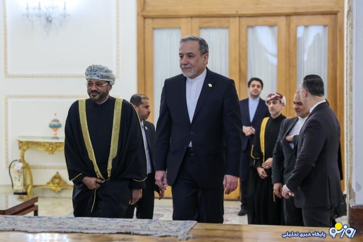 عراقچی: از نقش ویژه عمان در مذاکرات پیشین با آمریکا، قدردانی می‌کنیم/ البوسعیدی:همواره موضع ما این بوده که کانال‌های رایزنی را بین همه کشورها برای روبه‌رو شدن با چالش‌ها، باز نگه داریم