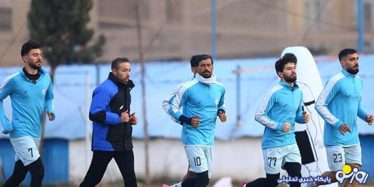 ستاره جوان خط هافبک استقلال به بازی مقابل تراکتور می‌رسد؟