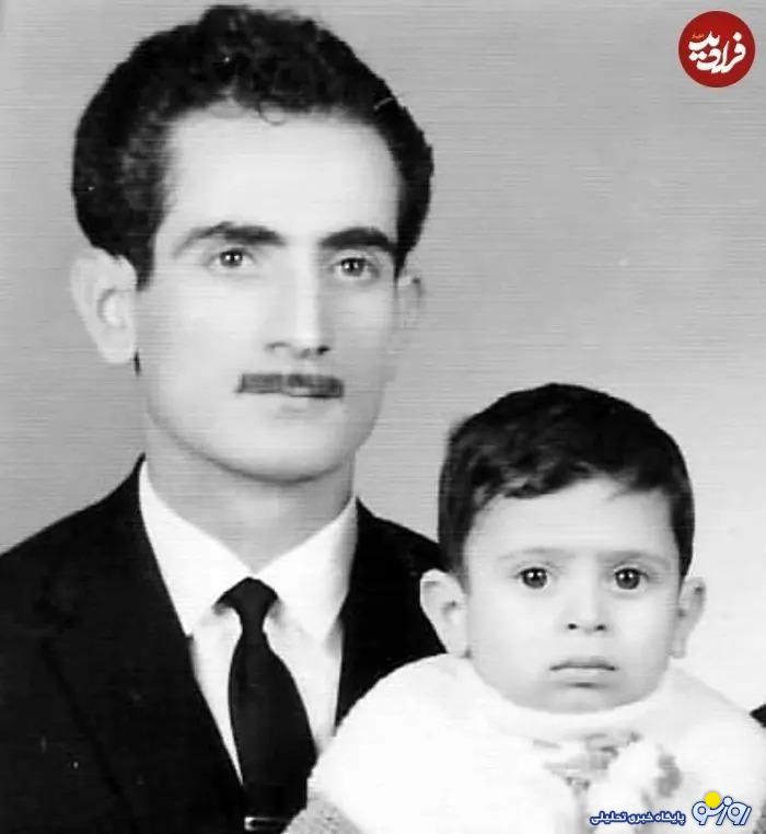 کیومرث ملک‌مطیعی در کنار فرزندش