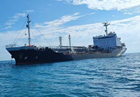 جزئیات توقیف نفتکش خارجی حامل ۴ میلیون لیتر سوخت قاچاق / این کشتی و محموله آن به ارزش حدود ۷۰۰ میلیارد تومان به نفع دولت ضبط خواهد شد