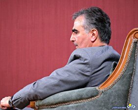 پذیرفته شدن استعفای فرزین از بانک مرکزی توسط رئیس‌جمهور