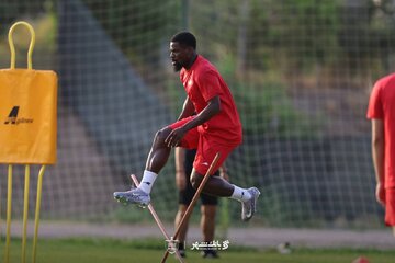 ستاره گرانقیمت و جنجالی اوسمار و پرسپولیس ایران را بدون فسخ ترک کرد!