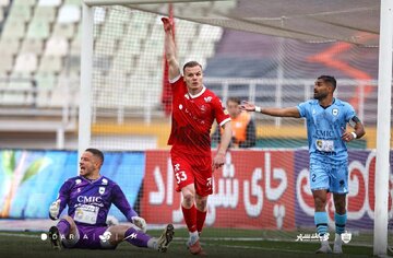 شجاع خلیل‌زاده الگوی ستاره پرسپولیس!