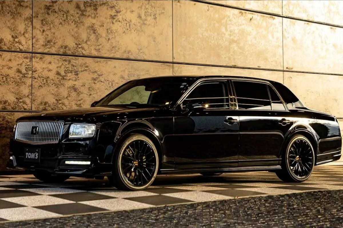 خودرو مافیا؛ تویوتا سنچوری سفارشی رونمایی شد(+عکس) خودرو مافیا؛ تویوتا سنچوری سفارشی رونمایی شد(+عکس)