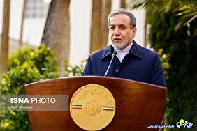 واکنش عراقچی به تهدید ترامپ: نیروهای مسلح ما انگشت بر ماشه آماده‌اند