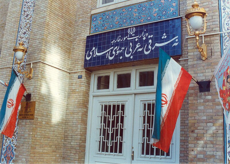 معاون وزیر خارجه ایران: از زمان آغاز حمله، هیچ پیامی به واشنگتن نفرستادهایم و دریافت نکردهایم / ویتکاف باید توضیح دهد که چرا موضع واشنگتن از ابراز رضایت از مذاکرات به حمله تغییر کرده است معاون وزیر خارجه ایران: از زمان آغاز حمله، هیچ پیامی به واشنگتن نفرستادهایم و دریافت نکردهایم / ویتکاف باید توضیح دهد که چرا موضع واشنگتن از ابراز رضایت از مذاکرات به حمله تغییر کرده است