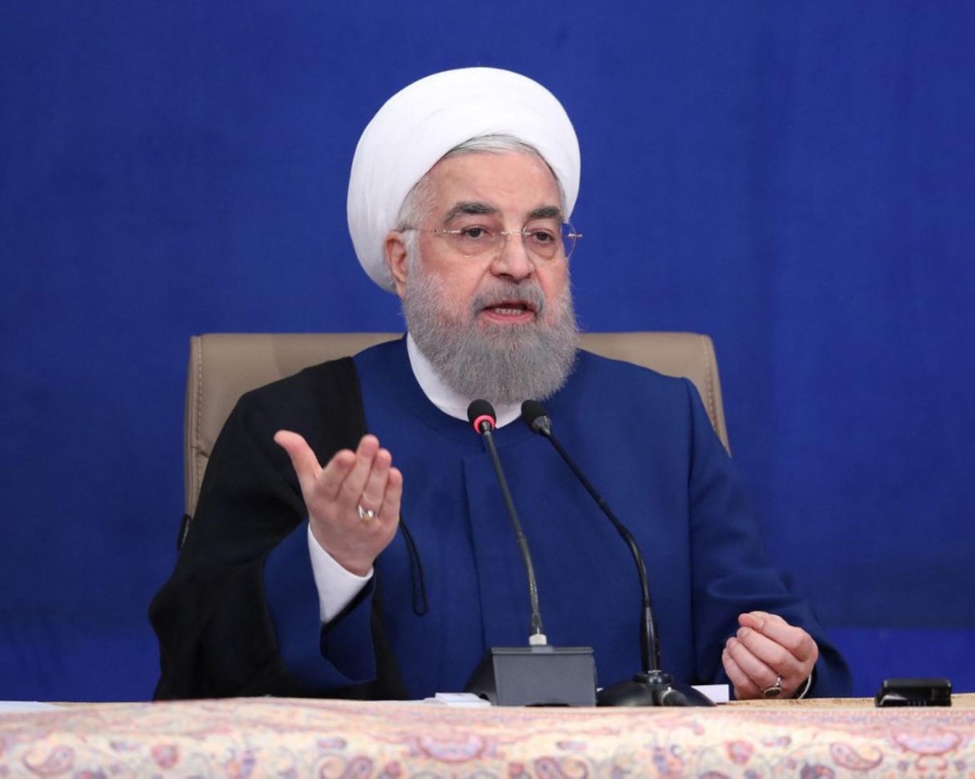 روحانی: امید است مجلس خبرگان وظیفه خود را در زمان مناسب که به تمرکز افکار عمومی بر دفاع مقدّس آسیب نرساند و به وحدت ملی کمک کند، انجام دهد / اصلاحات بنیادین در فردای پایان جنگ، میوه شیرین پافشاری امروز ما بر استقلال و آزادی ایران خواهد بود روحانی: امید است مجلس خبرگان وظیفه خود را در زمان مناسب که به تمرکز افکار عمومی بر دفاع مقدّس آسیب نرساند و به وحدت ملی کمک کند، انجام دهد / اصلاحات بنیادین در فردای پایان جنگ، میوه شیرین پافشاری امروز ما بر استقلال و آزادی ایران خواهد بود