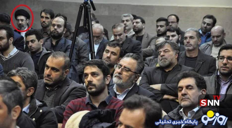 حضور آیتالله سید مجتبی خامنهای در مدرسه فرزندشان حضور آیتالله سید مجتبی خامنهای در مدرسه فرزندشان