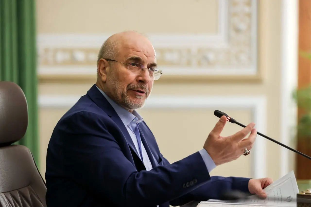 قالیباف: هر گونه تجاوز به خاک جزایر ایرانی، تمامی موانع را خواهد شکست/ خلیج فارس را به خون مهاجمان خواهیم آغشت/ خون سربازان آمریکایی مسئولیت شخصی ترامپ است قالیباف: هر گونه تجاوز به خاک جزایر ایرانی، تمامی موانع را خواهد شکست/ خلیج فارس را به خون مهاجمان خواهیم آغشت/ خون سربازان آمریکایی مسئولیت شخصی ترامپ است