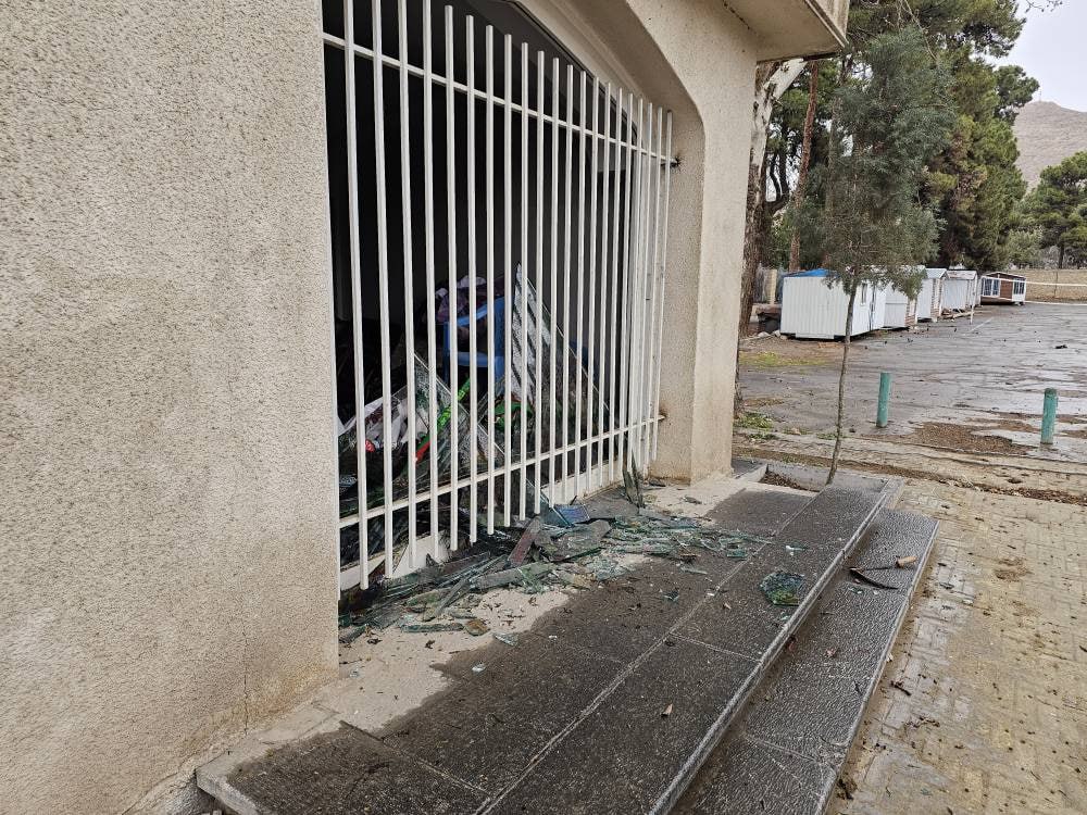 عکس| تخریب بخش‌هایی از فدراسیون های ووشو، تیراندازی، چوگان و تیر و کمان/ آسیب به مجموعه تاریخی فرح آباد