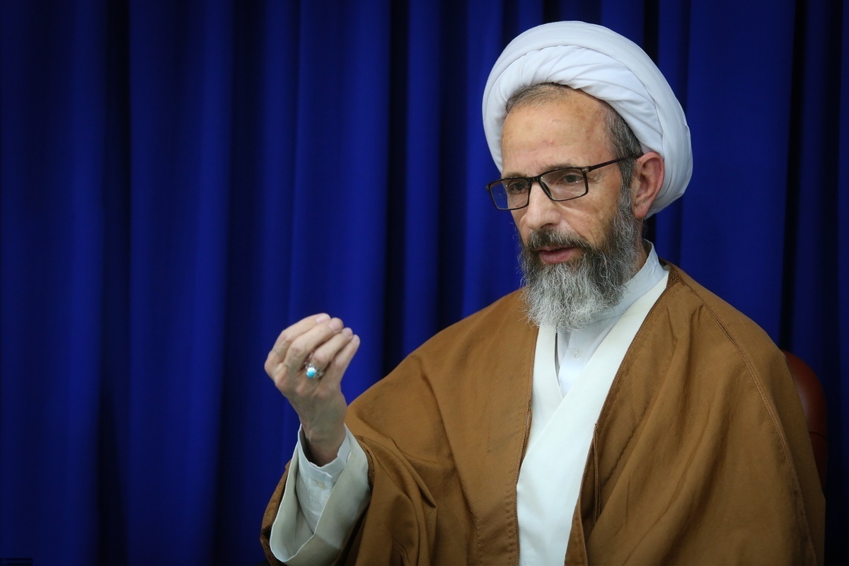 محمود رجبی نماینده خبرگان رهبری: زمان جلسه مجلس خبرگان به دلیل مسائل امنیتی حدود یک ساعت و ۱۰ دقیقه بود / هیات رئیسه یکبار خواستند اجلاسیه خبرگان را به صورت غیرحضوری برگزار کنند / برخی از اعضای خبرگان را به قم آوردیم و چند روز در قم نگه داشته شدند / جلسه رسمی اجلاسیه خبرگان با حضور دو سوم اعضا برگزار شد / آقای موحدی حضور داشتند، اما [اداره]جلسه را به آقای بوشهری واگذار کردند