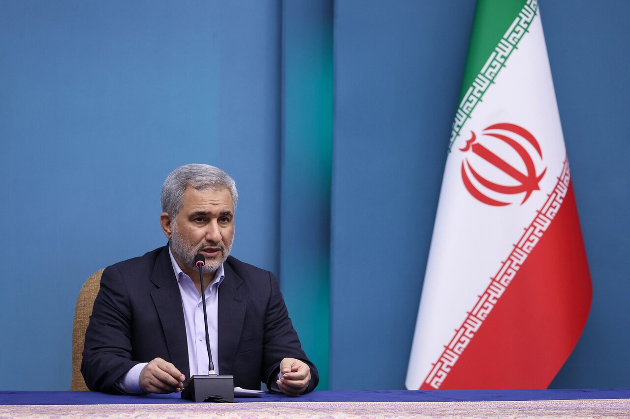 معرفی وزیر اقتصاد به تعویق افتاد