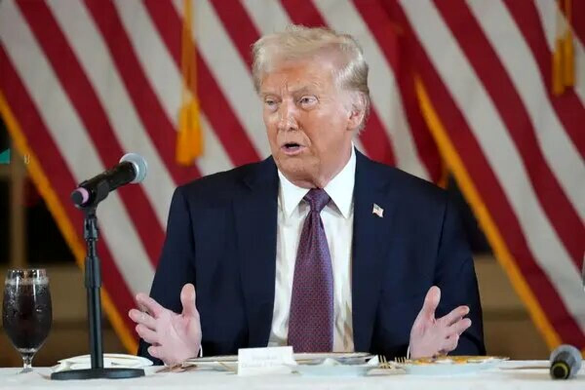 ترامپ: درباره ایران، تحولات بسیار خوبی در حال رخ دادن است / آنها بهطور هوشیارانه درحال مذاکره هستند / ما میخواهیم ایران موفق، ثروتمند و خوشحال باشد، اما حق ندارد به سلاح هستهای دست پیدا کند / بهنظر من آنها میدانند که من جدی هستم؛ آنها تاکنون بسیار منطقی رفتار کردند ترامپ: درباره ایران، تحولات بسیار خوبی در حال رخ دادن است / آنها بهطور هوشیارانه درحال مذاکره هستند / ما میخواهیم ایران موفق، ثروتمند و خوشحال باشد، اما حق ندارد به سلاح هستهای دست پیدا کند / بهنظر من آنها میدانند که من جدی هستم؛ آنها تاکنون بسیار منطقی رفتار کردند