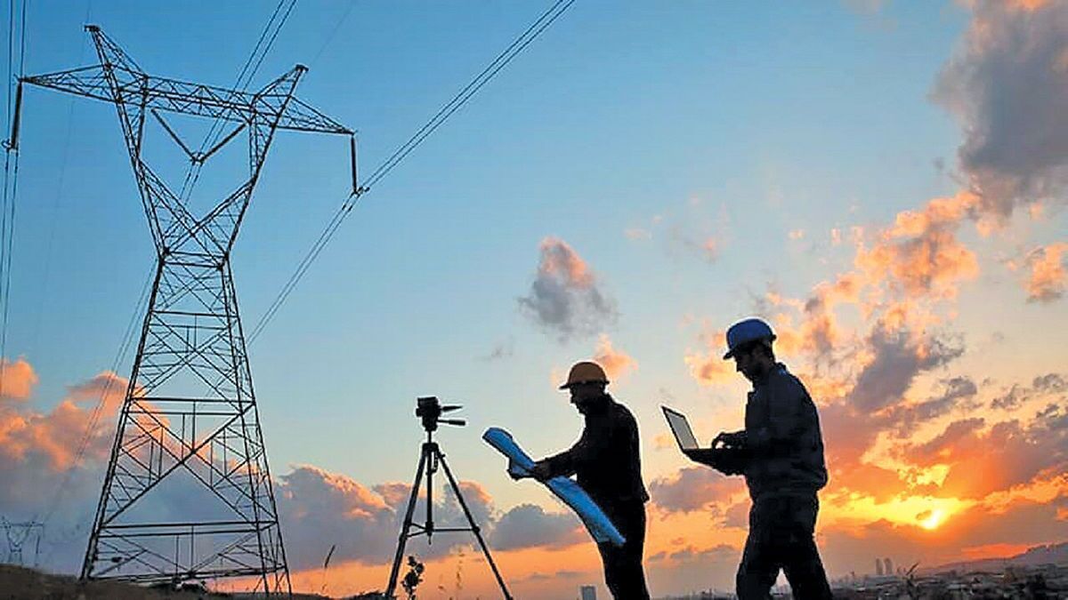 قطعی برق در ایران؛ آیا برق ایران صادر میشود؟ قطعی برق در ایران؛ آیا برق ایران صادر میشود؟