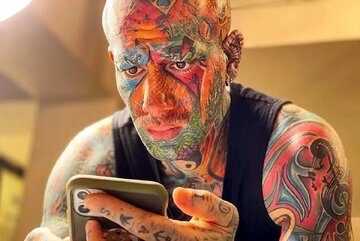 عموی تتلو: امیرحسین یک هفته است که در زندان ازدواج کرده است/  امیرحسین مریض است