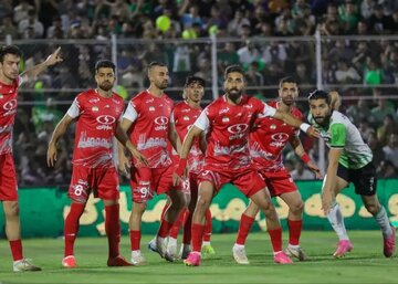 پرسپولیس قهرمان نشد چون بازیکنان بی‌کیفیت گرفت