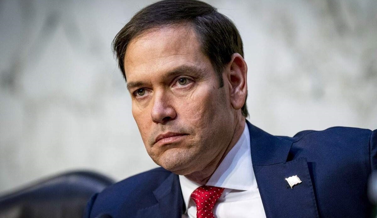 وزیر خارجه آمریکا: این فرصت به تهران داده شده که کشوری صلح‌طلب و آباد باشد ؛ این پیشنهاد تا ابد روی میز نخواهد ماند