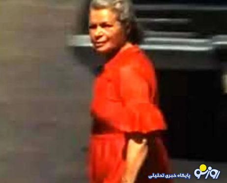 عاشق سرخ پوشی که در هیاهوی یک میدان گم شد!