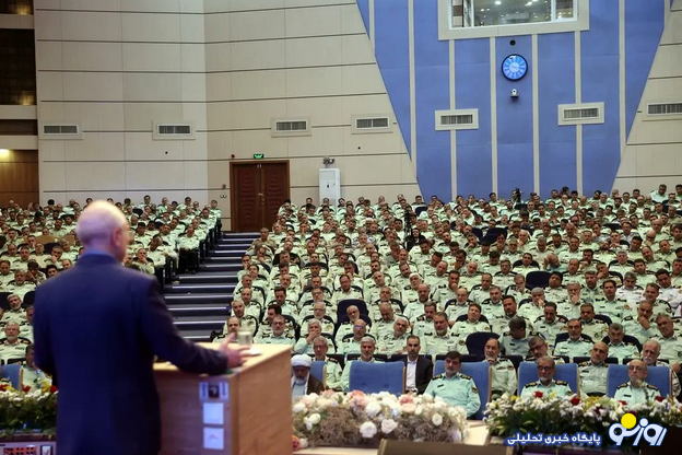 حجاب از دست پلیس خارج شد! حجاب از دست پلیس خارج شد!