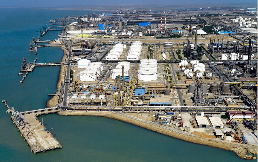 هزینه‌تراشی های نجومی در پتروشیمی بندر امام/ ابهام حسابرس در ماجرای خرید چند صد میلیاردی سهام باشگاه استقلال