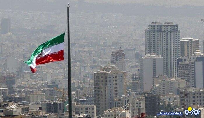 توفان و گرد و غبار در آسمان تهران توفان و گرد و غبار در آسمان تهران