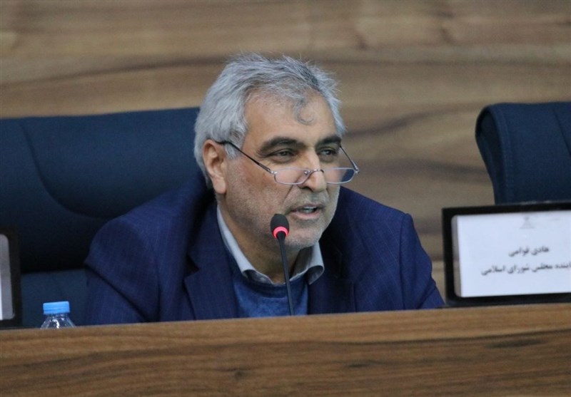 1403102914171055931924544