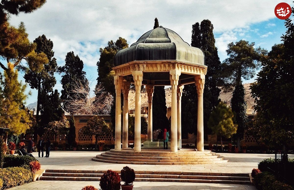 فال حافظ امروز چهارشنبه 31 اردیبهشت ماه 1404 فال حافظ امروز چهارشنبه 31 اردیبهشت ماه 1404