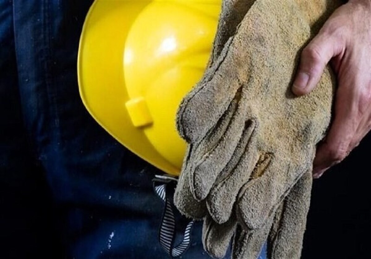 کارگران بدون قرارداد و بیمه؛ قربانیان خاموش بازار کار کارگران بدون قرارداد و بیمه؛ قربانیان خاموش بازار کار