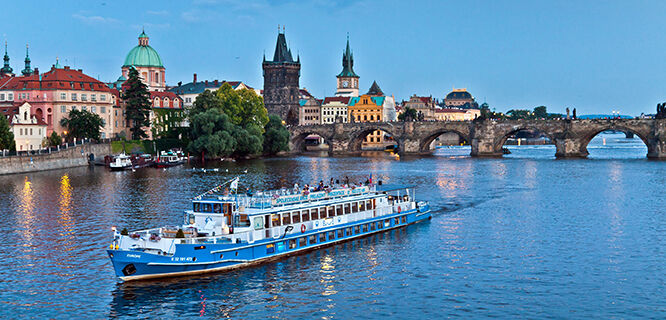 slide-czech-republic-prague-vltava-river