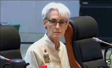 شرمن:در روزهای آتی چیزی جز اصول کلی اعلام نخواهد شد/دانش ایرانی‌ها را نمی‌شود بمباران کرد/ترامپ از سوی آمریکا و اسرائیل تحت فشار است