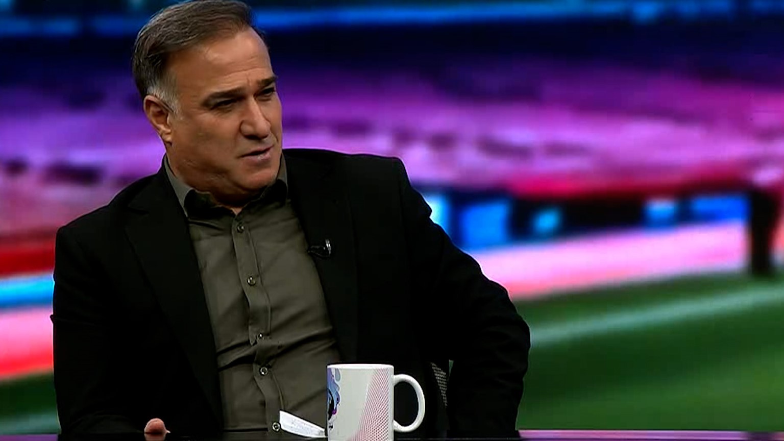 مربی خارجی استقلال باید جام آورده باشد؛ دین محمدی: فضای مجازی دردسر استقلال است