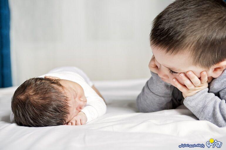 رفتار خانواده‌ها وقتی فرزندی به خانواده‌ها اضافه می‌شود چگونه باشد بهتر است؟