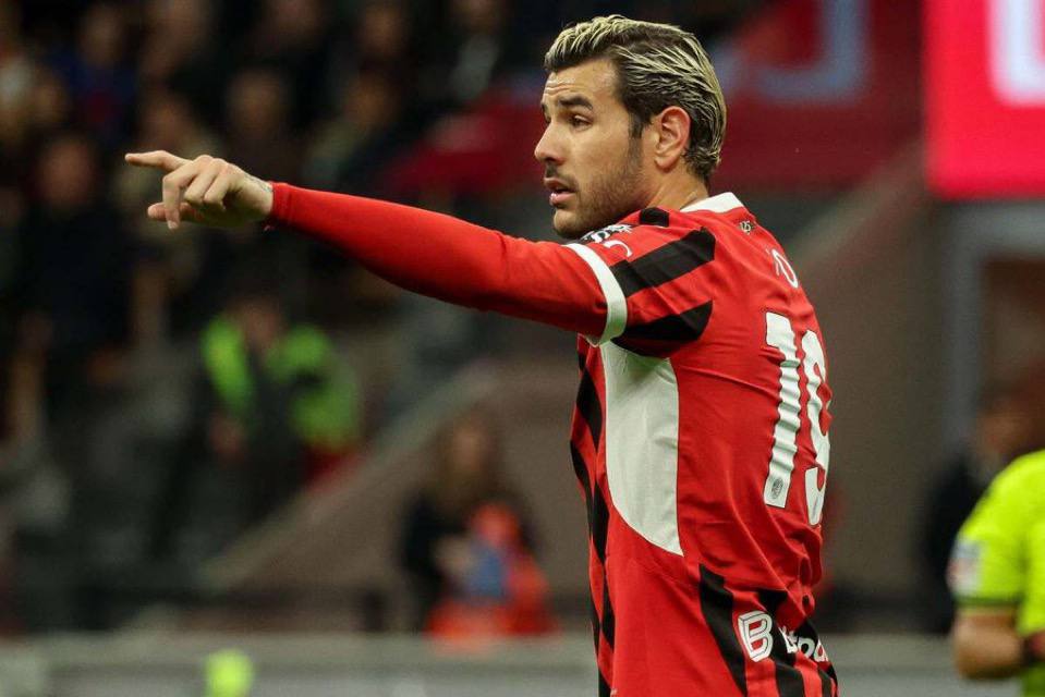 تماس‌های اولیه‌ی اتلتیکو مادرید برای جلوگیری از انتقال تئو هرناندز به الهلال عربستان