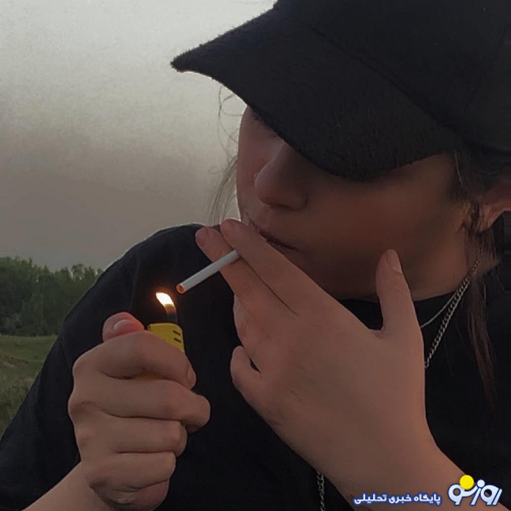 عکس عجیب چکامه چمن ماه در حال کشیدن سیگار/عکس
