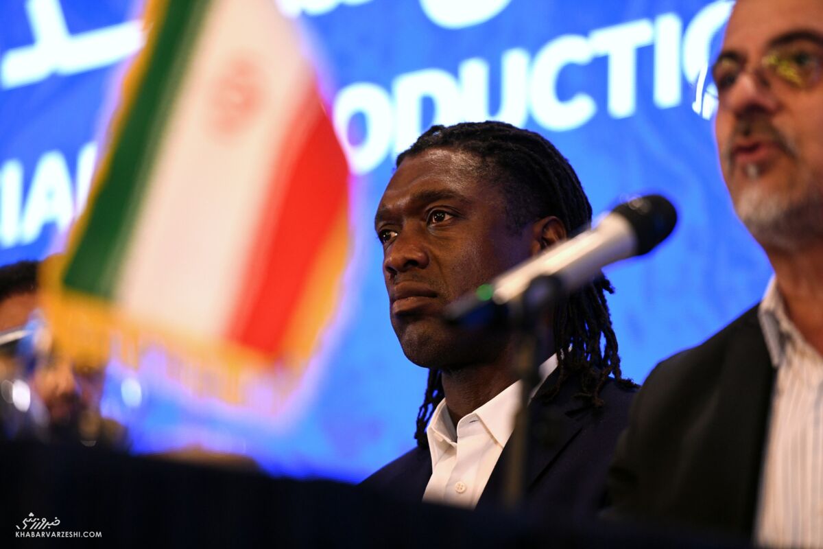 سه بازیکن خارجی آماده امضای قرارداد با استقلال!/ سرمربی جدید رزاقی و آقاسی را تایید می‌کند/ همه چیز معطل یک نفر است