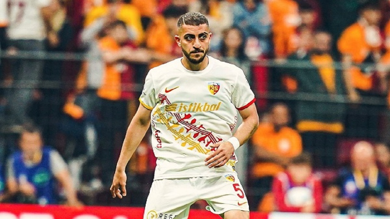 تلاش استقلال برای جذب مجید حسینی