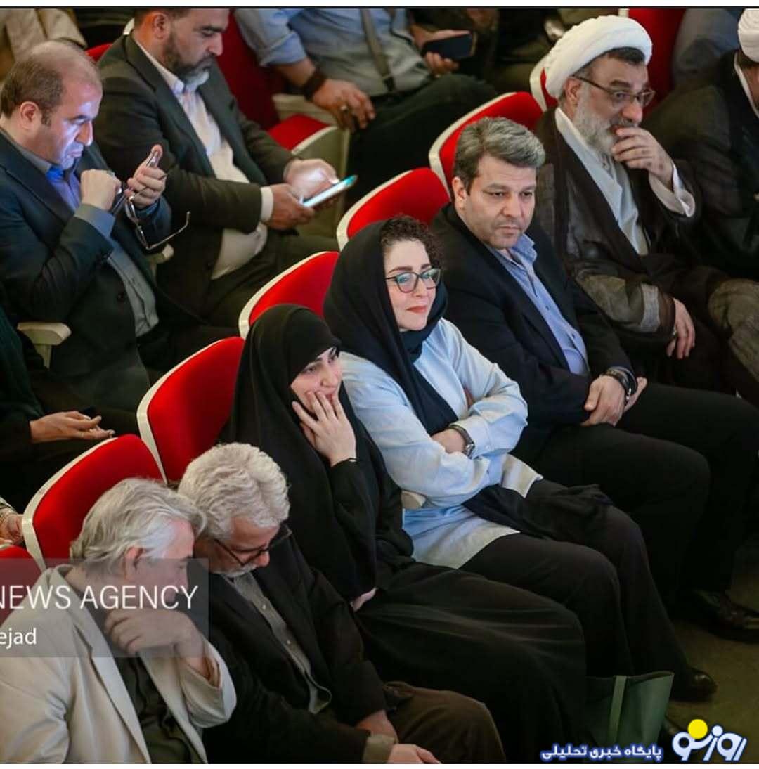 تماس عجیب دو چهره سرشناس؛ ژیلا صامتی و سلیمانی در یک قاب!/عکس