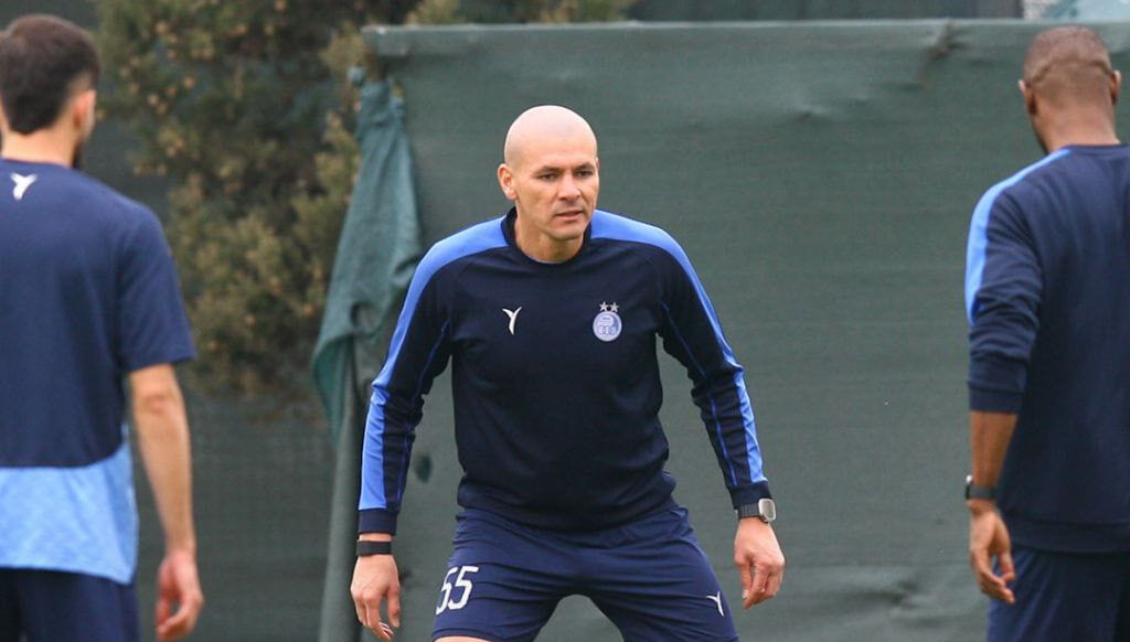 مدافع استقلال در برزیل تمرین کرد +عکس