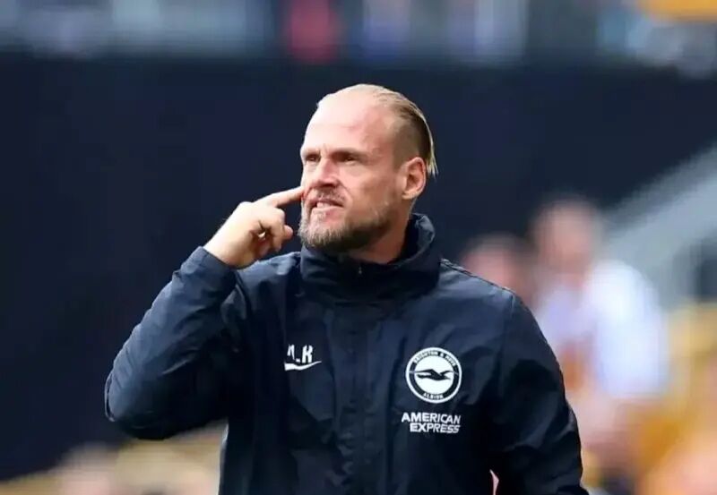 مربی برایتون پیشنهاد پرسپولیس را رد کرد!