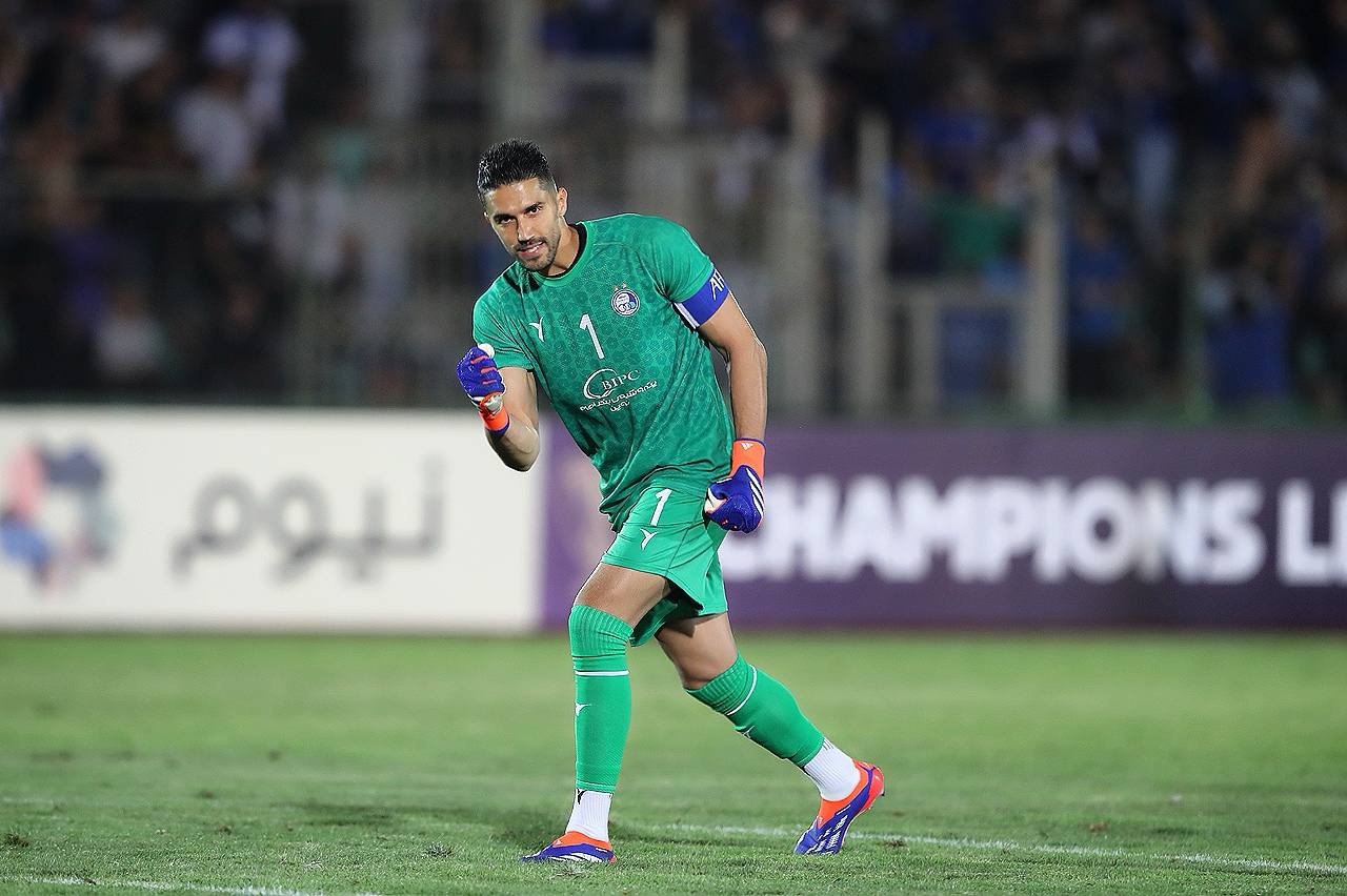 کمپین صد هزار نفری علیه کاپیتان؛ هواداران استقلال مخالف جدی تمدید قرارداد سیدحسین حسینی