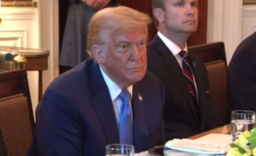 ترامپ:گفت‌وگوهایی را با ایران برنامه ریزی کرده‌ایم/امیدوارم مجبور نباشیم حمله دیگری علیه ایران انجام دهیم/دوست دارم تحریم‌ها علیه ایران را بردارم