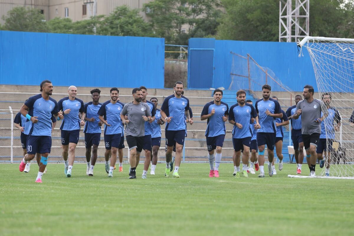 کاش ساپینتو قبل از فینال حذفی قرارداد می‌بست/ پس بازیکنان سیدورف کجا ماندند؟!