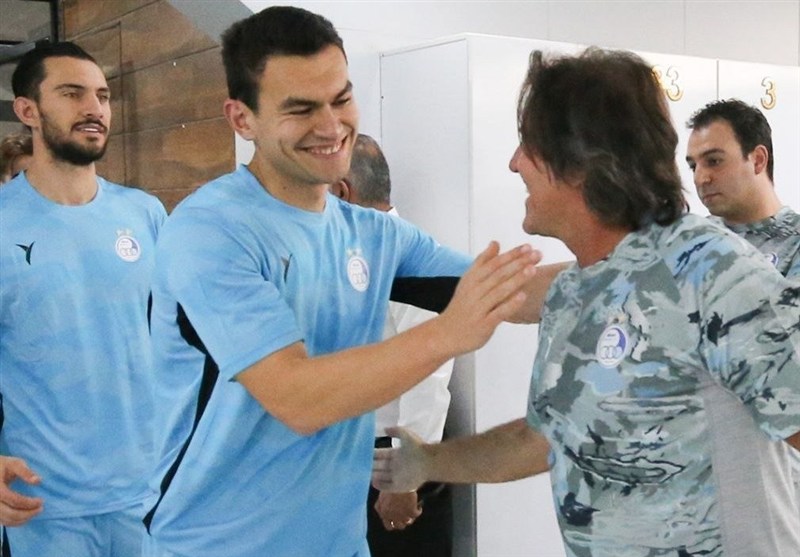 رستم آشورماتوف: ترس بابت سفر به ایران؟ سه نفر به من گفتند همه چیز خوب است و آمدم!