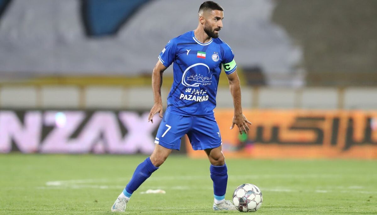 با وجود شایعه پیوستن به تراکتور؛ نام این ستاره در لیست تمدیدی های استقلال است!