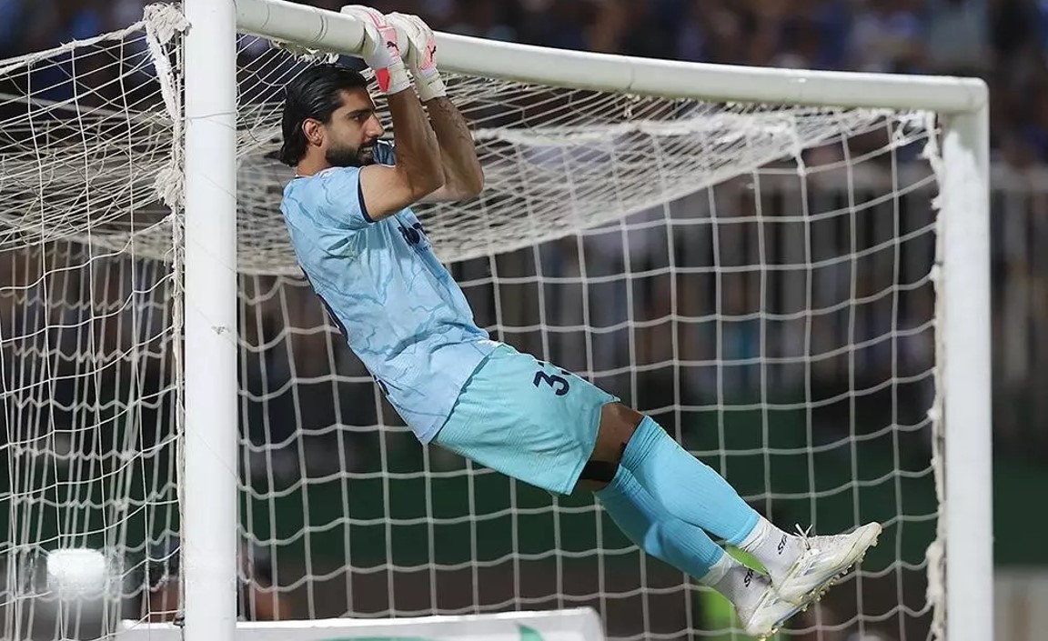 تمجید ساپینتو از دروازه‌بان استقلال