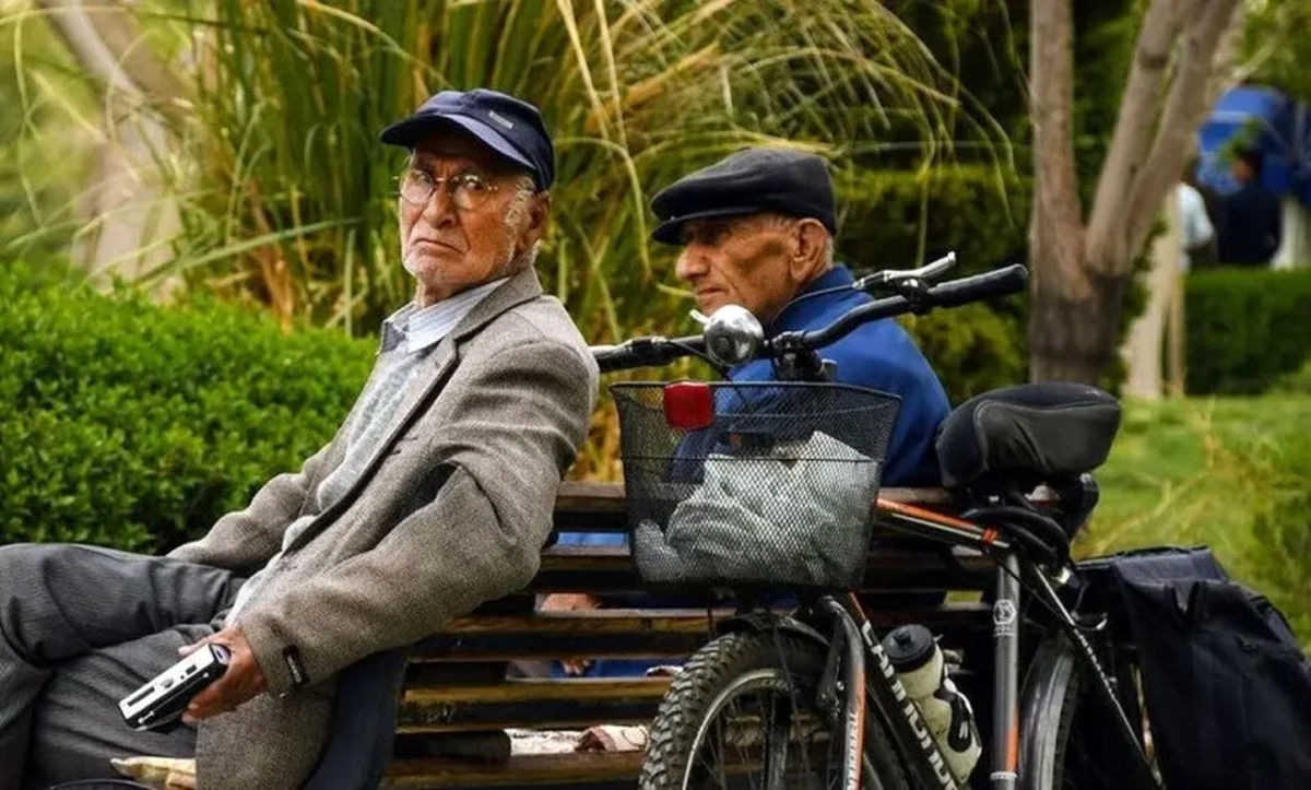 زمان واریز حقوق بازنشستگان تامین اجتماعی اعلام شد/ در این سه تاریخ منتظر باشید!