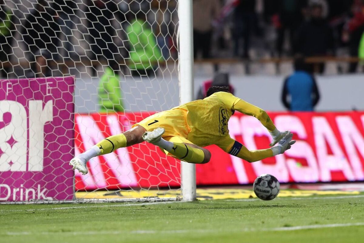 حسینی مدیران استقلال را به خدا واگذار کرد +عکس